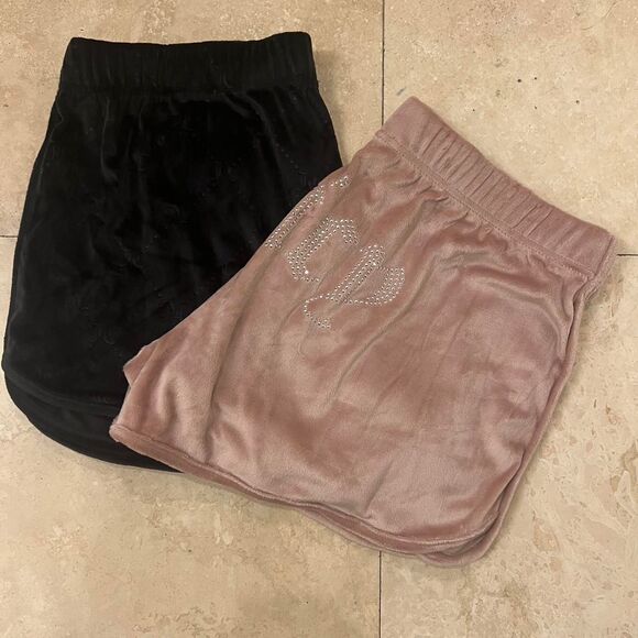 NWOT Set of Y2K Juicy Couture Velour Cheeky Sweat Shorts Sz XL - Picture 1 of 6